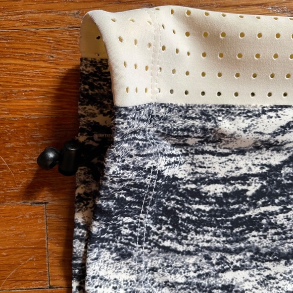 Lululemon Lab Pants Size 4/6 - Picture 4 of 8